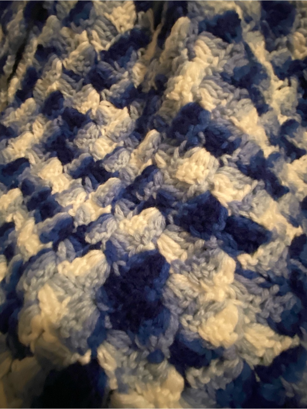 Vintage Crocheted Afghan Throw Blanket 48 x 60 Gorgeous Blue White Diamond Edge - Picture 2 of 4
